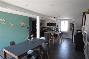 maison-villa à la vente -   60700  PONT-SAINTE-MAXENCE, surface 180 m2 vente maison-villa - APR611739